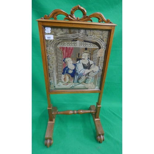 480 - Antique mahogany fire screen with tapestry panel