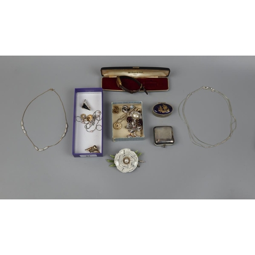 87 - Collection of costume jewellery etc