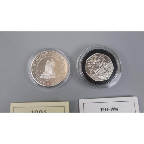 114 - 1944 - 1994 D DAY COMMEMORATIVE 50p Silver Proof coin together with 1996 Seychelles silver proof 25 ... 