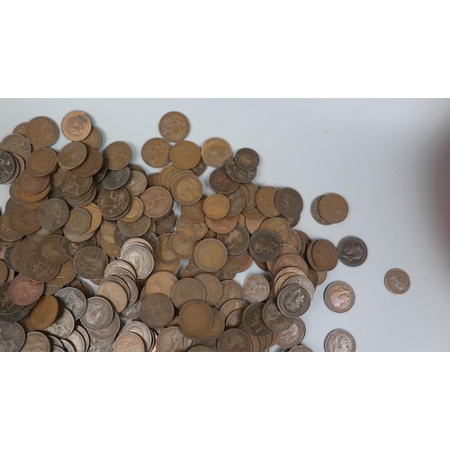 126 - Large collection of pennies