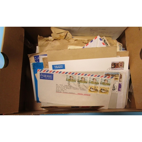 177 - Stamps - World box of covers