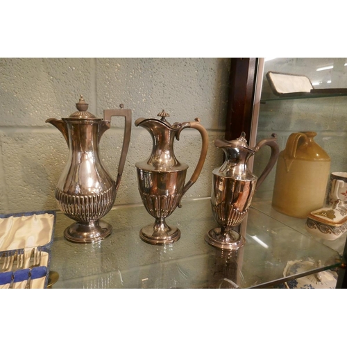 185 - Silver plate condiment sets, Regent coffee pot, water jugs etc