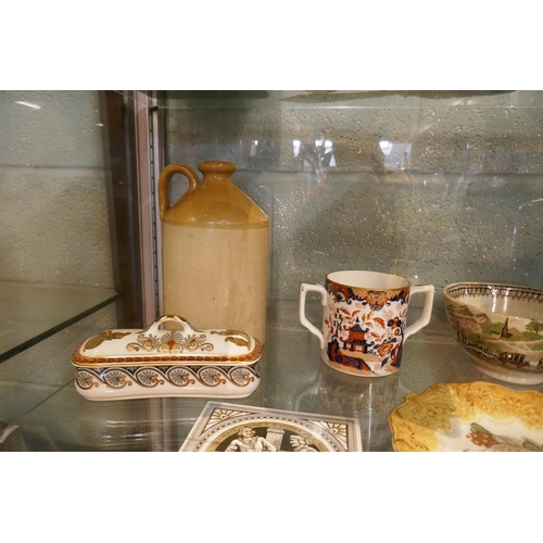 202 - Collection of ceramics to include Pratt ware, Minton etc