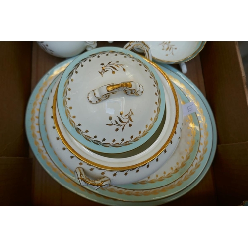 461 - Royal Crown Derby dinner service