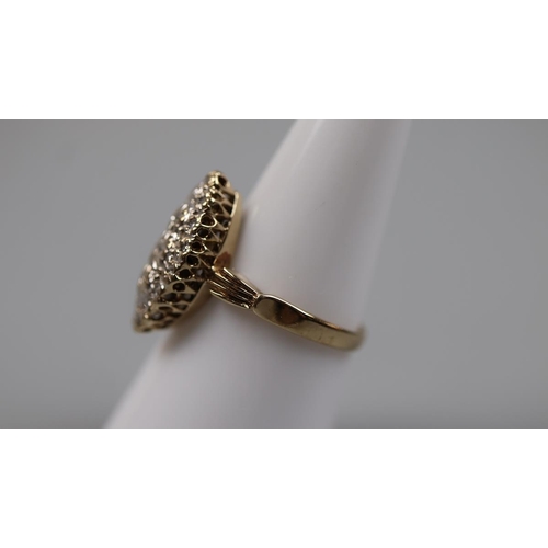 65 - 9ct gold boat shaped diamond ring - Size: O