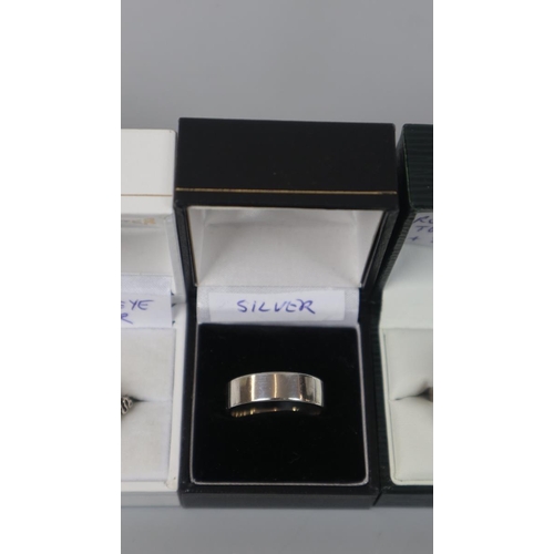 84 - Collection of silver rings