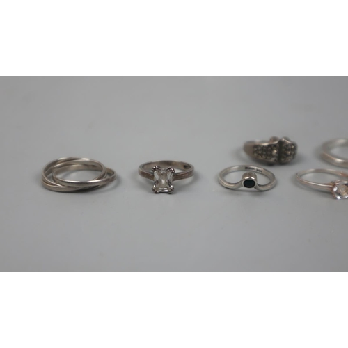 86 - Collection of mostly silver rings