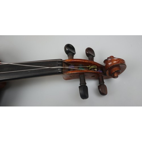 349 - Antique adult size violin 7/8 - In rosewood case marked W E Hill and Son London