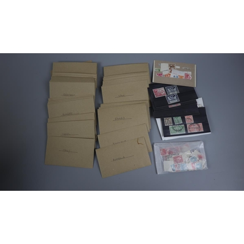 117 - Stamps - Foreign and Commonwealth in Manila envelopes and on stock cards