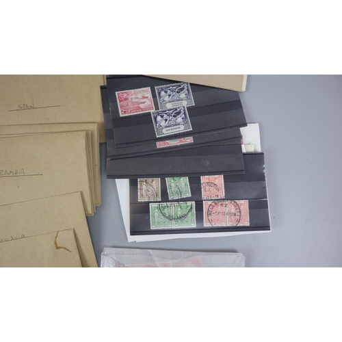 117 - Stamps - Foreign and Commonwealth in Manila envelopes and on stock cards