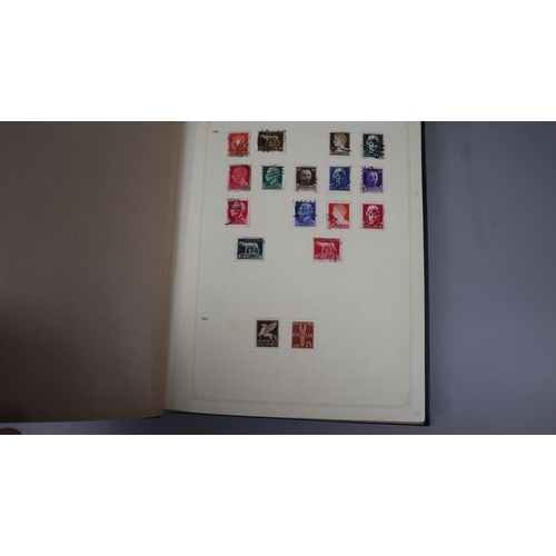 134 - Stamps - Populated stamps album - Italy