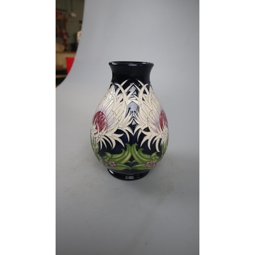 189 - Moorcroft vase - origin 74/7 by Rachel Bishop L/E 14 of 40 - Approx height 19cm