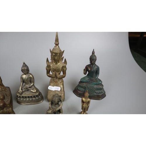 194 - Collection of Buddha figurines