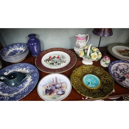 208 - Collectables to include Royal Worcester & Villeroy Boch