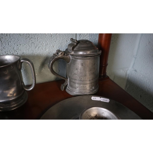 212 - 5 pieces of antique pewter