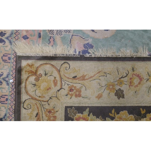 280 - Floral patterned rug - Approx size: 198cm x 312cm