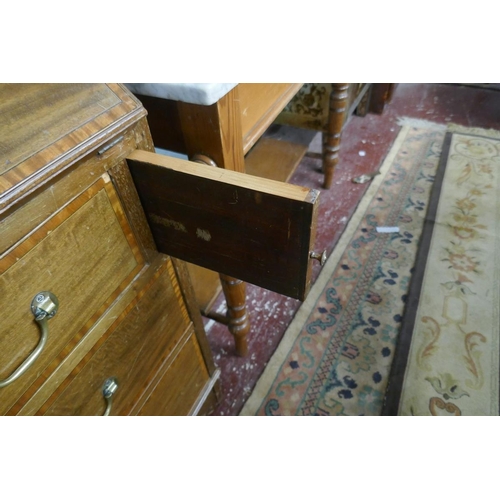 282 - Edwardian mahogany bureau 