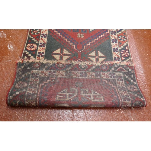 350 - Antique patterned runner - Approx size: 307cm x 74cm