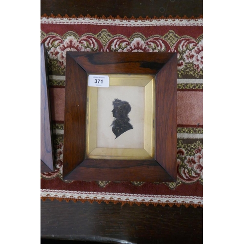 371 - Pair of Victorian silhouettes in rosewood frames