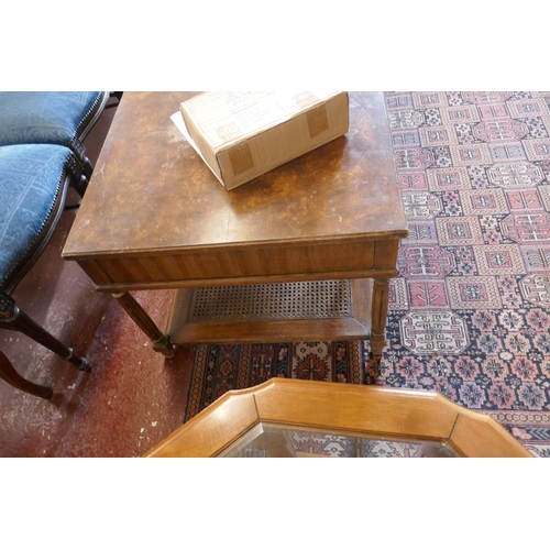 396 - Pair of burr walnut sofa end tables - Approx size W: 56cm D: 66cm H: 54cm