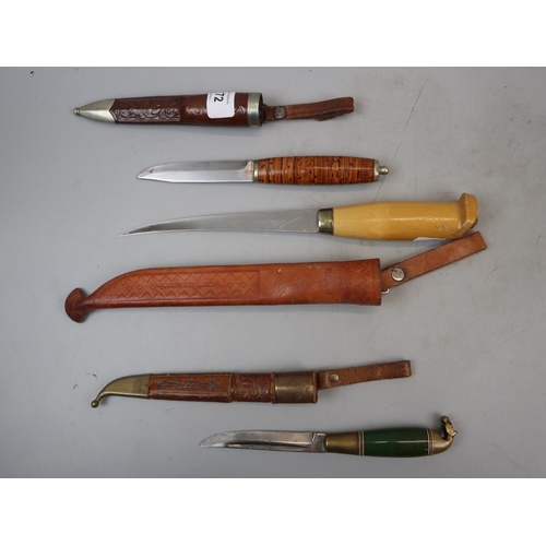 172 - 3 knives in sheath’s 