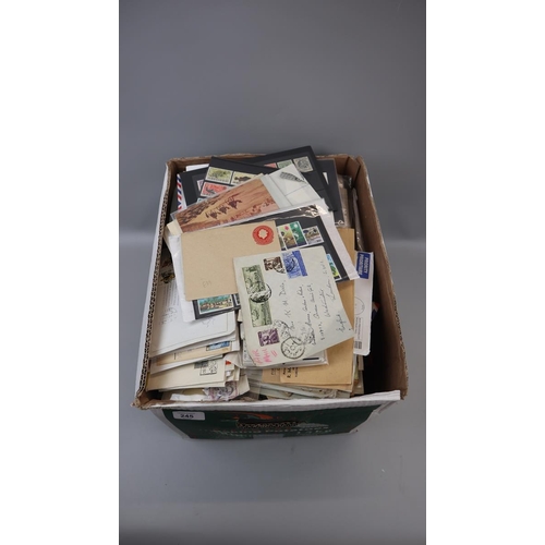 245 - Stamps - Large quantity of all World postal covers