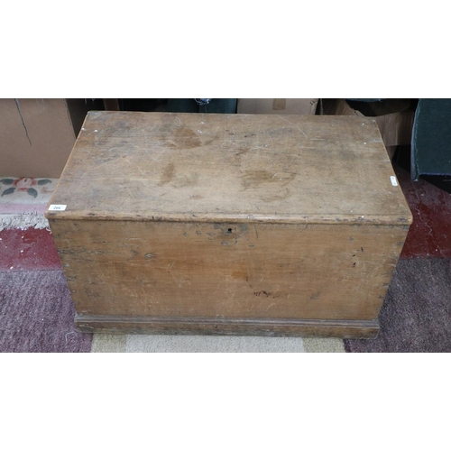 266 - Pine box - Approx size: W: 86cm D: 47cm H: 49cm