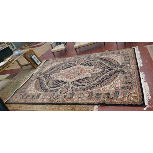 408 - Fine quality floral patterned carpet - Approx size: 372cm x 250cm