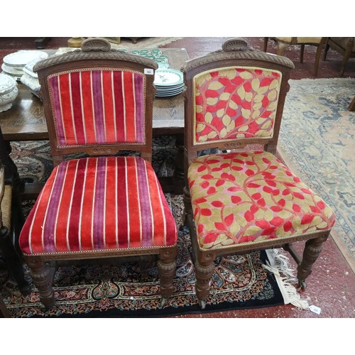466 - Pair of oak framed chairs