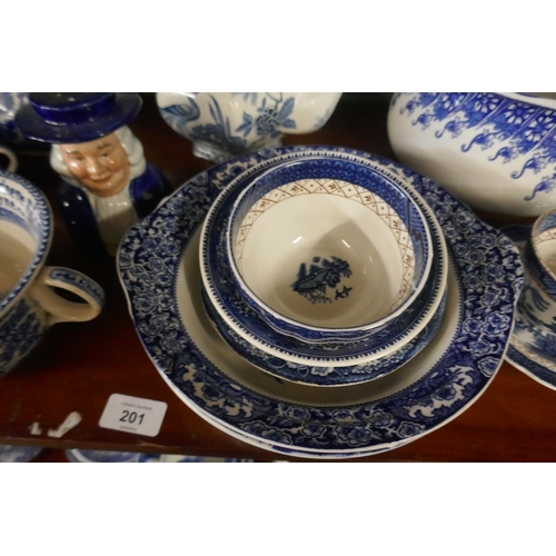 201 - Large collection of blue & white china to include Spode