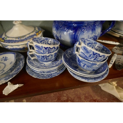 201 - Large collection of blue & white china to include Spode