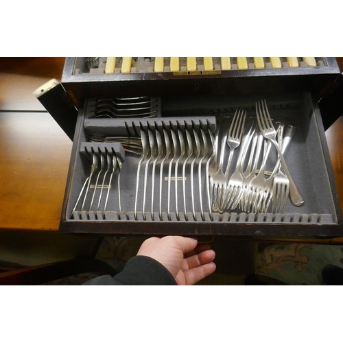 322 - Cutlery chest and cutlery Samson Mordan