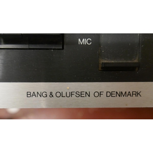 352 - Collection of Bang & Olufsen stereo equipment