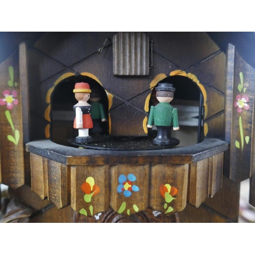 385 - Black Forest style working cuckoo clock