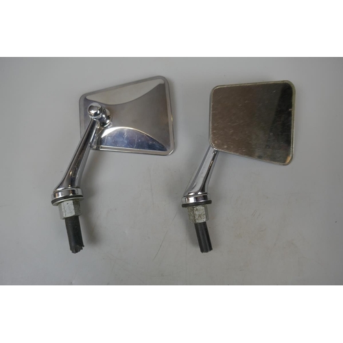 79 - Pair of wing mirrors - Ford Cortina