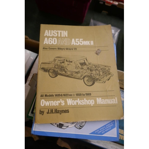 113 - Collection of motoring books