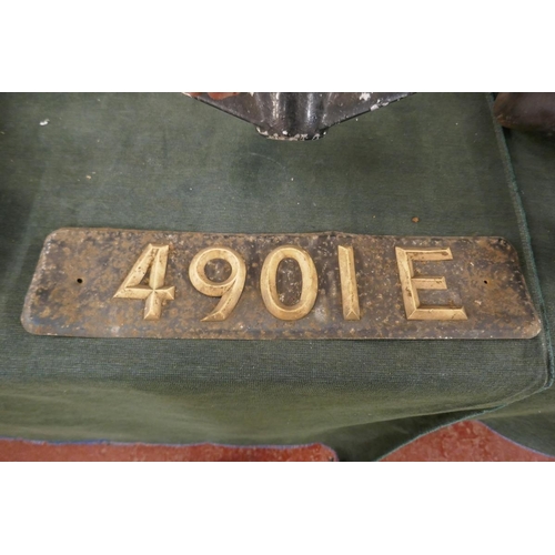 141 - A35 steering wheel number plate etc