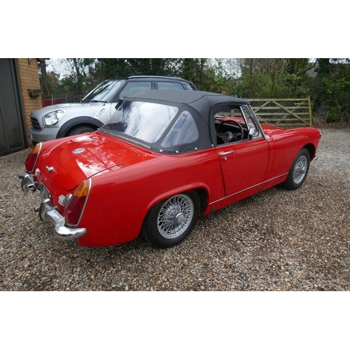 216 - 1975 P reg MG Midget 1500 in stunning condition with 11604 miles showing on the clock