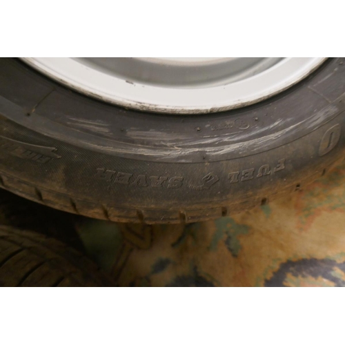 220 - 6 Lancia Beta/Thema wheels with tyres