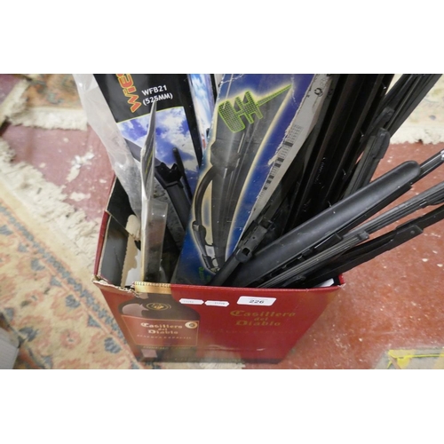 226 - Collection of windscreen wipers and arial's etc