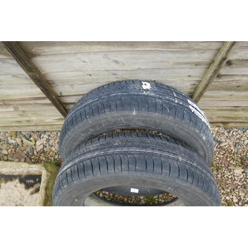 347 - Pair of car tyres - Michelin 195/65 16