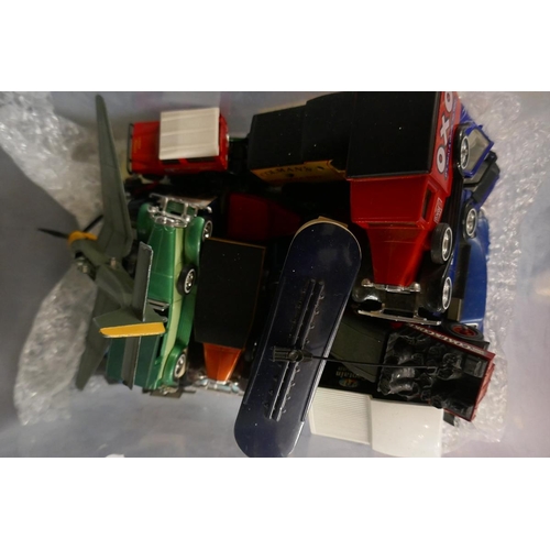 93 - Collection of model cars