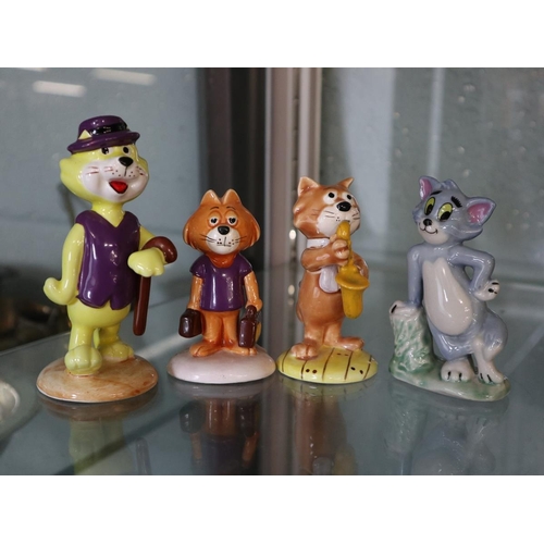 148 - Ceramic cats to Include Top Cat characters and Tom