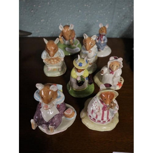 193 - Collection of 8 Royal Doulton Bramley Hedge figurines