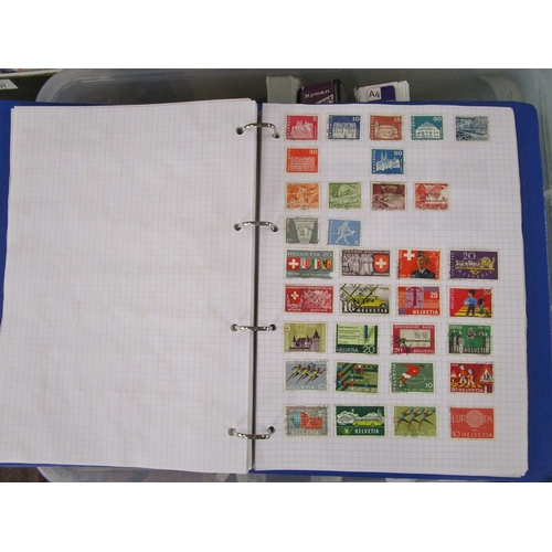 209 - Stamps - Large collection of stamps and stamp albums