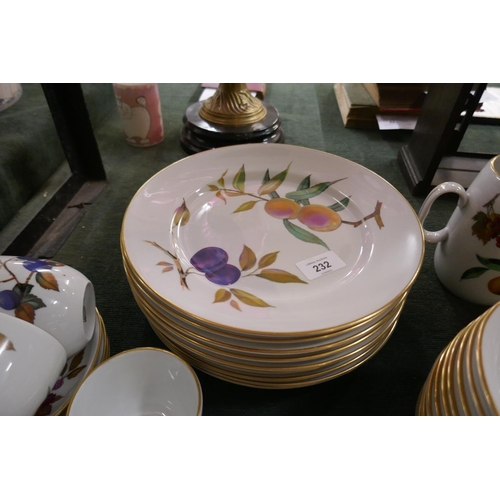 232 - Good Collection of Royal Worcester - Evesham pattern