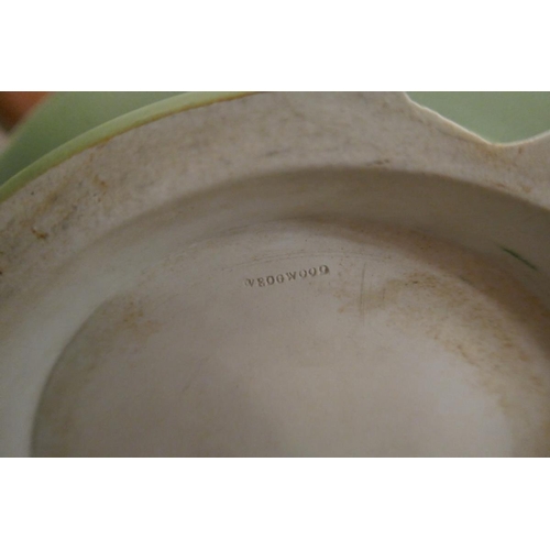 249 - Wedgewood jasperware Green planter a/f chip to base - Approx height: 21cm