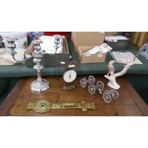 250 - Collection of metal ware to include candlesticks and Salter letter scales