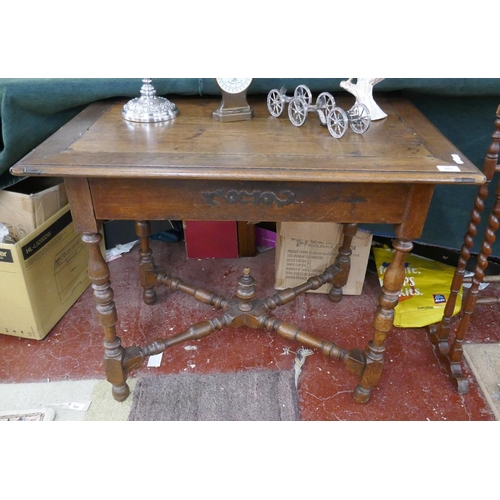 251 - Antique oak side table  - Approx size: W: 89cm D: 63cm H: 74cm