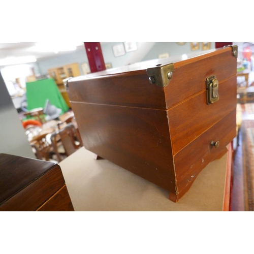 259 - Walnut inlaid workbox, mahogany tea caddy and jewellery box